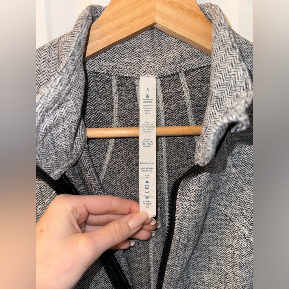 Lululemon Herringbone Define Zip Jacket - Forme Jacket II Heathered Gingham Full - Picture 4 of 14